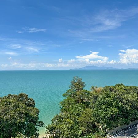 Panoramic Seaview Holiday Home - Batu Ferringhi Exterior photo