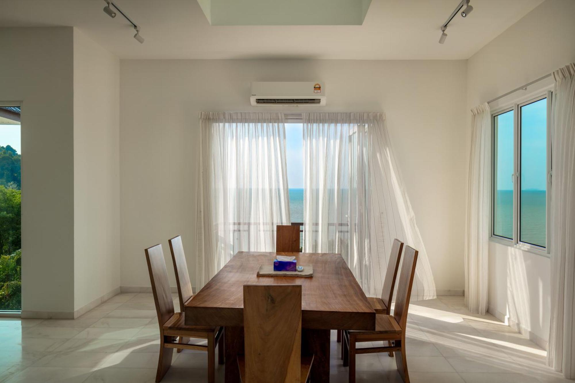 Panoramic Seaview Holiday Home - Batu Ferringhi Exterior photo