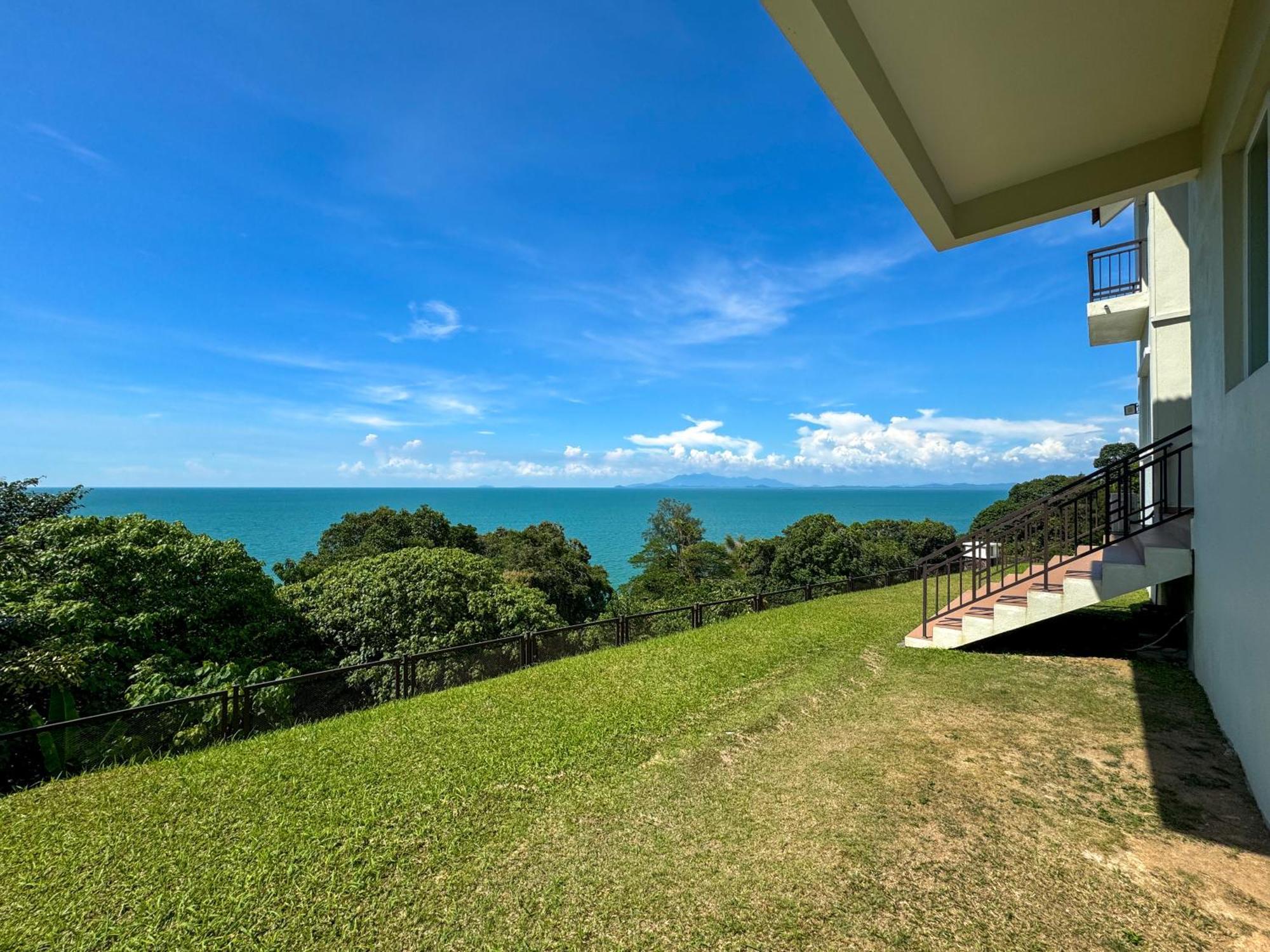 Panoramic Seaview Holiday Home - Batu Ferringhi Exterior photo
